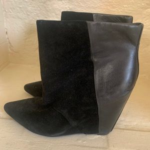 ALDO WEDGE ANKLE BOOT SIZE 39